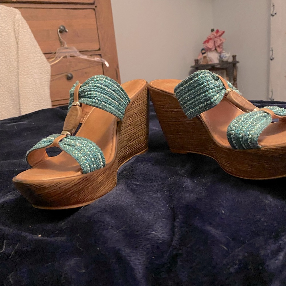 Wedged heels